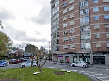 Locale commerciale in vendita a Avenida de Castrelos