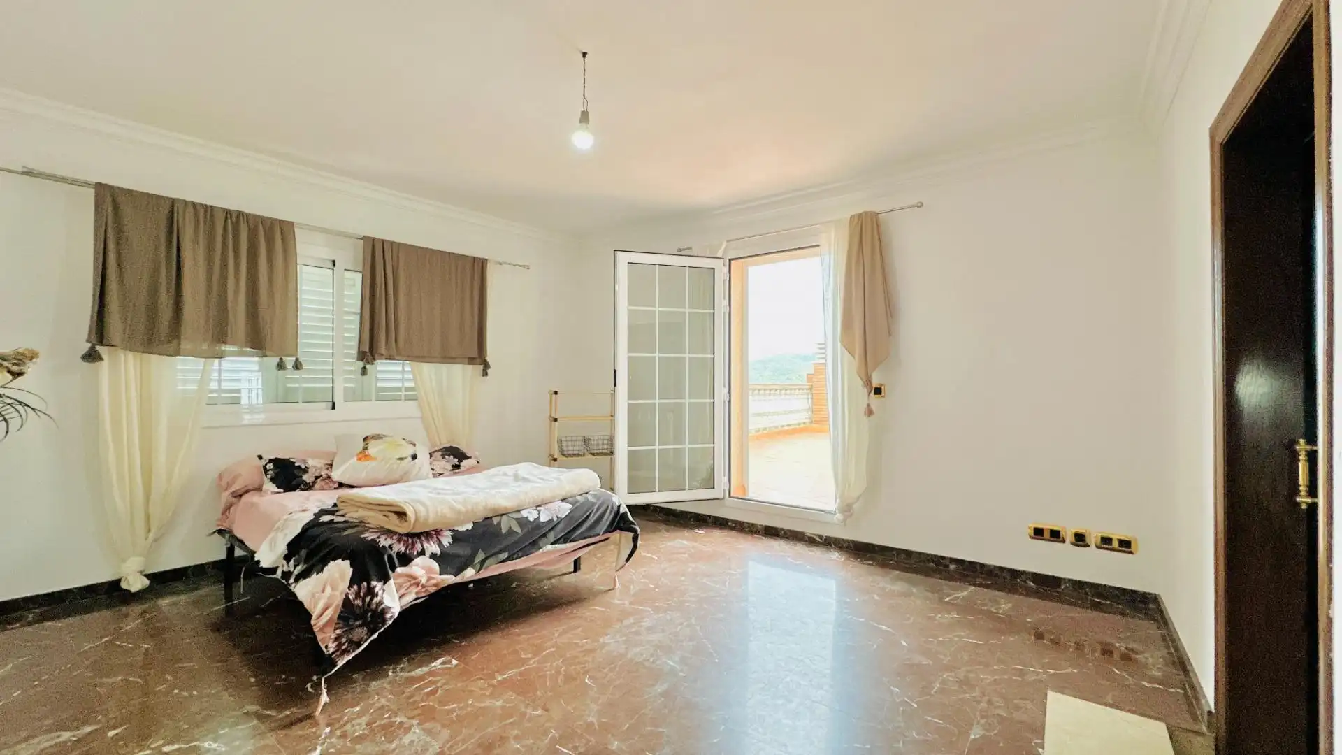 Villa mit Terrasse zum Verkauf in Carrer GRANOLLERS, imagen 7