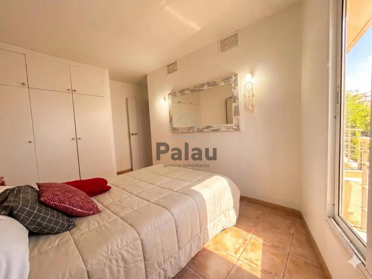 Schlafzimmer von Wohnung zum Verkauf in Ferreries mit Klimaanlage, Terrasse und Gemeinschaftspool