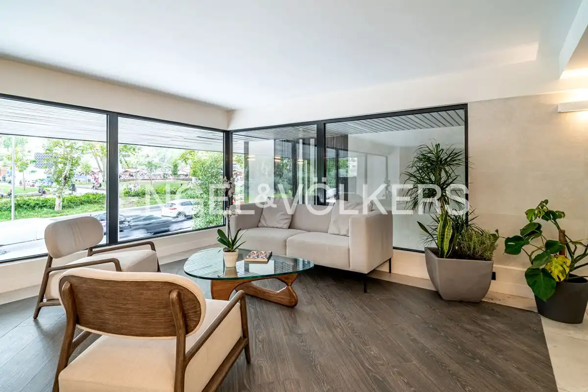 Außenansicht von Wohnung zur Miete in Madrid mit Klimaanlage, Heizung und Terrasse