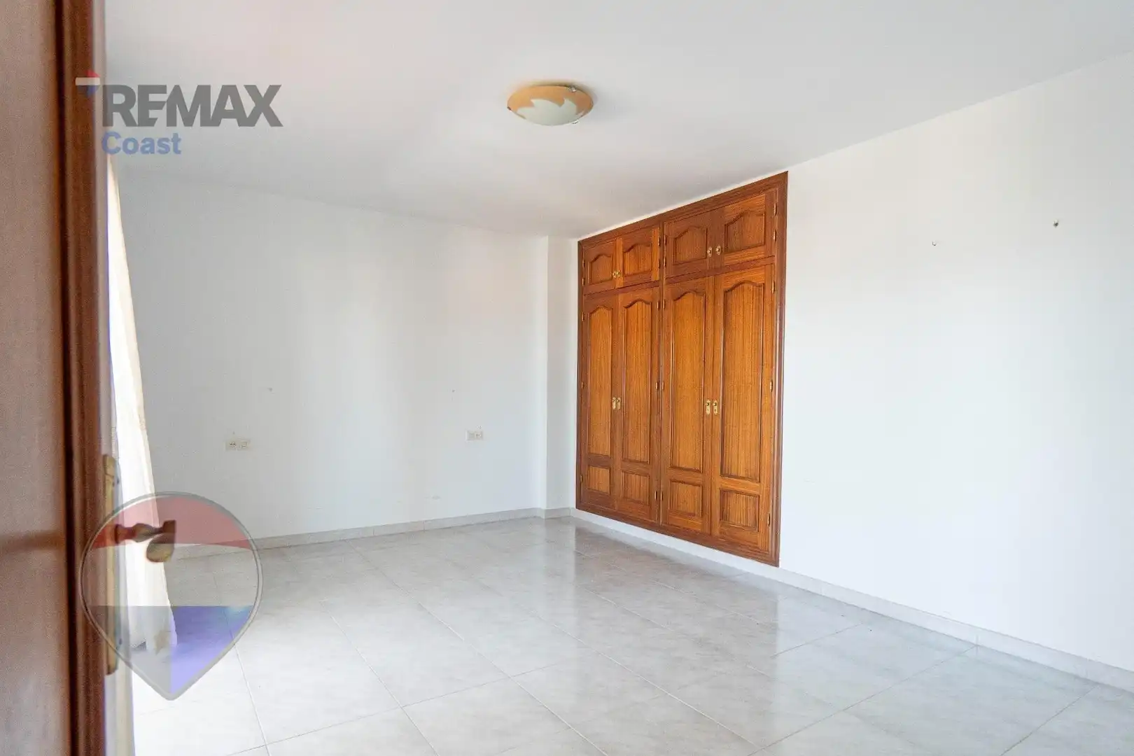 Dormitori de Casa o xalet en venda en Alhaurín de la Torre amb Piscina comunitària