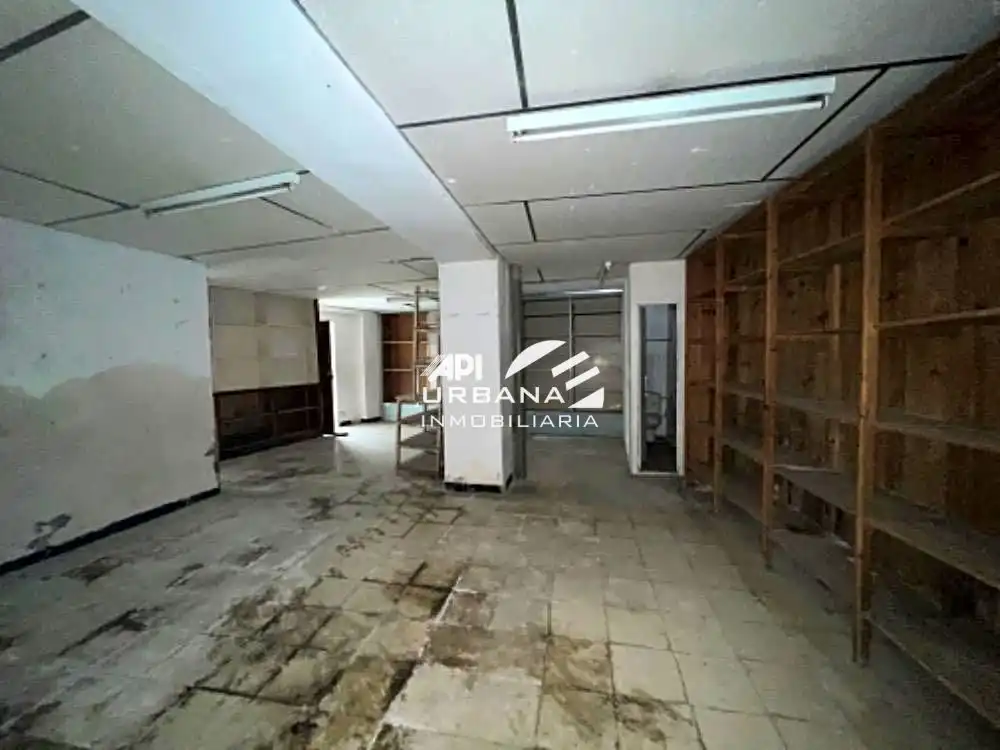 Commercial properties for sale in San Juan De Ávila, 4, Montilla
