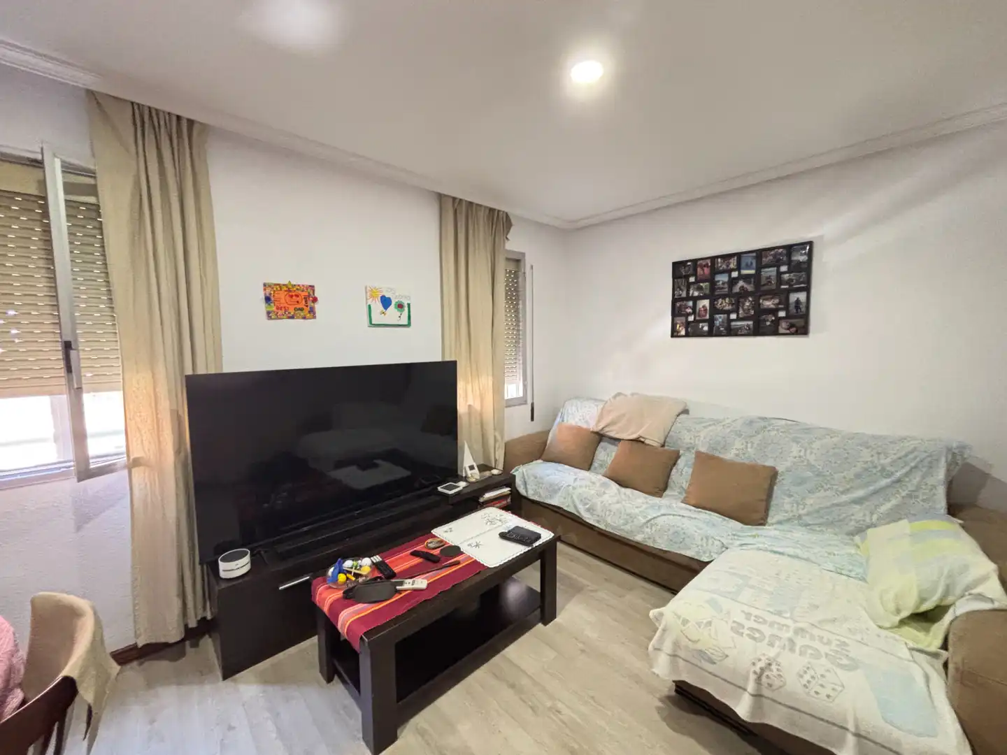 Sala de estar de Piso en venta en Madrid con Calefacción y Amueblado