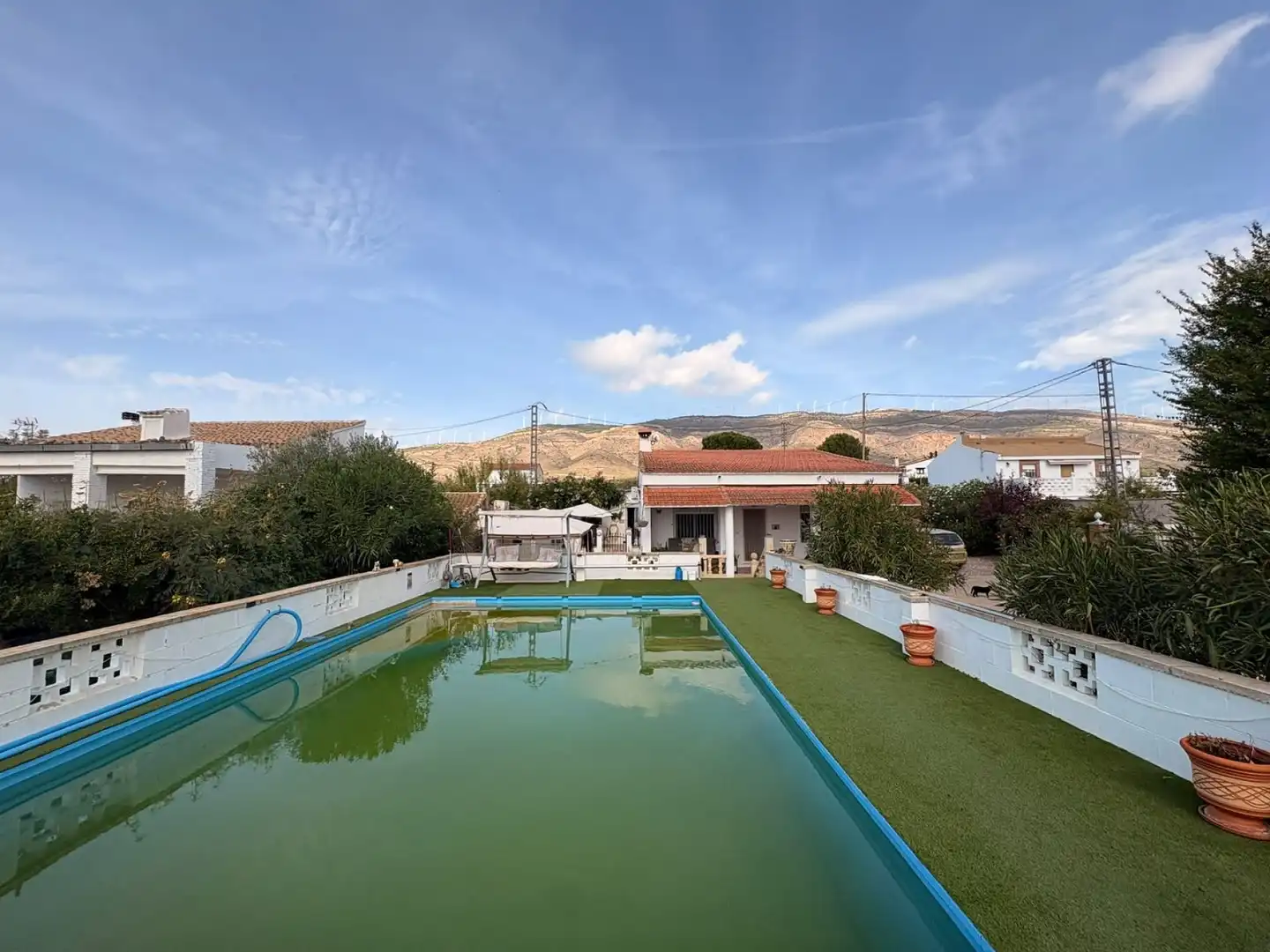 Swimming pool of Houses for sale in Caudete, Albacete