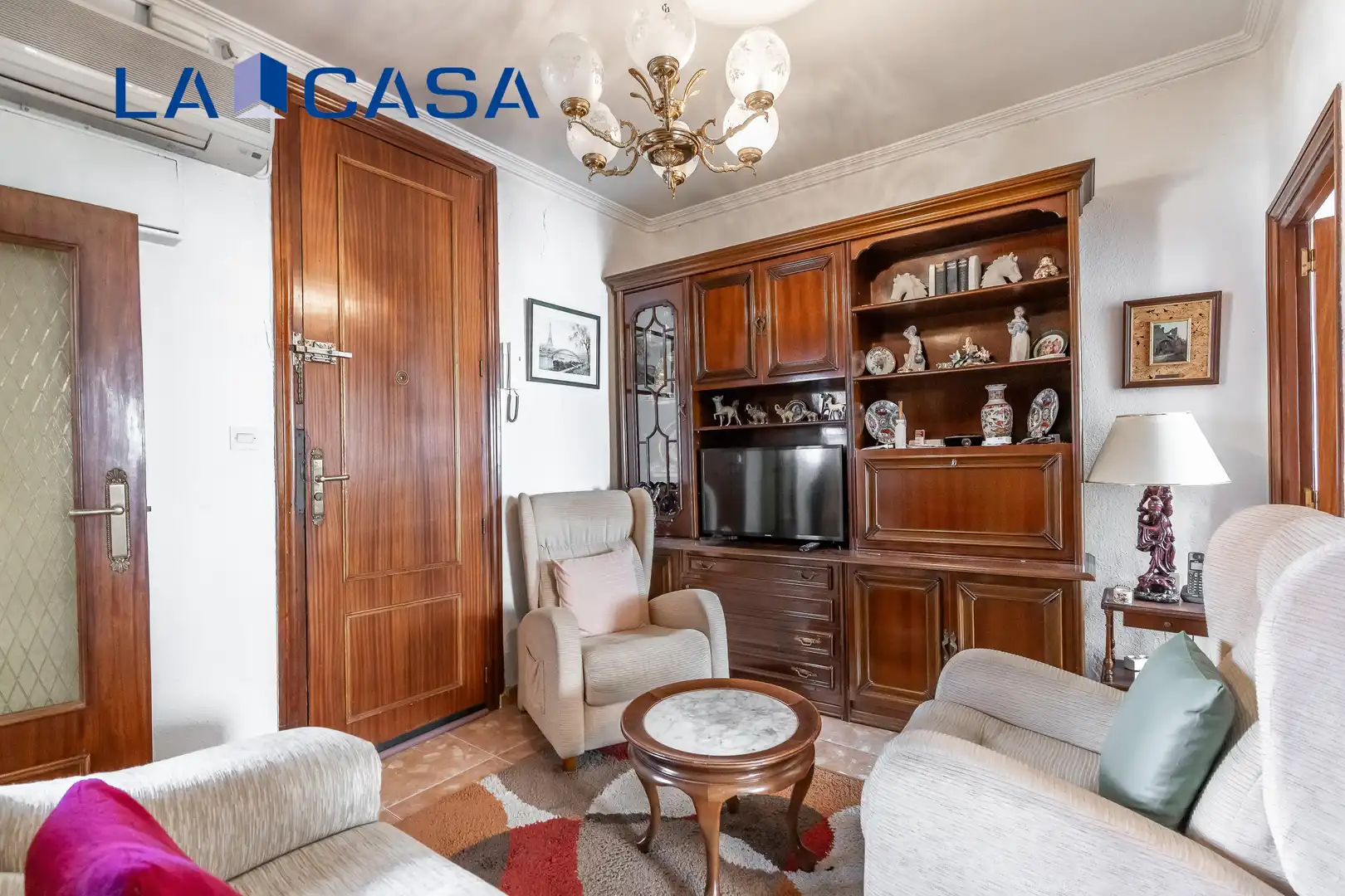 Sala d'estar de Pis en venda en Madrid