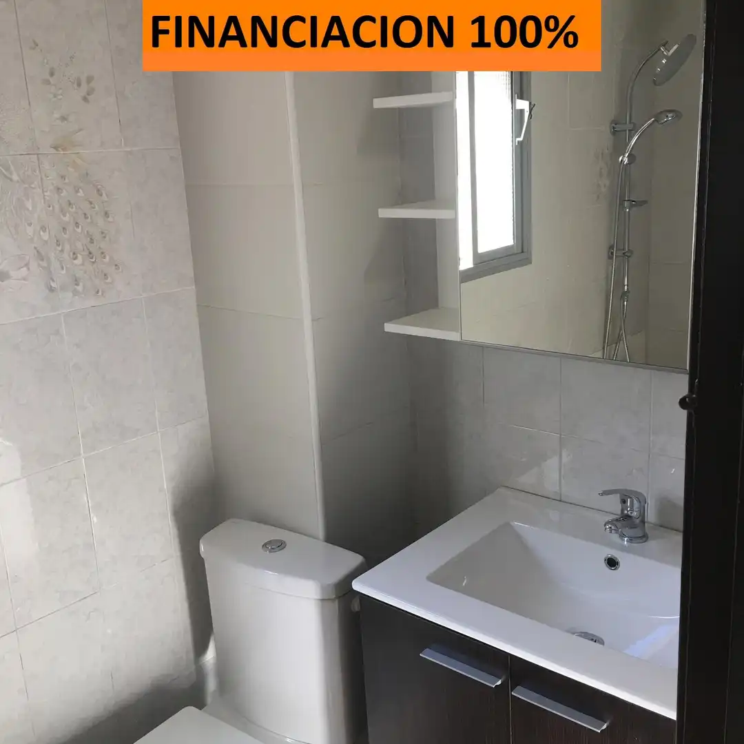 Bathroom of Flat for sale in Zaragoza  with Heating and Balcony