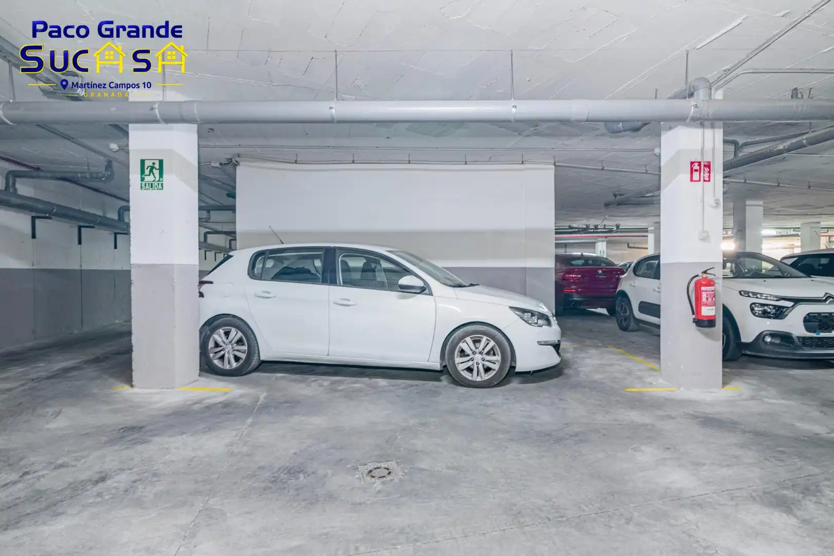 Parkplatz von Erdgeschoss zum Verkauf in La Zubia mit Klimaanlage, Heizung und Möbliert