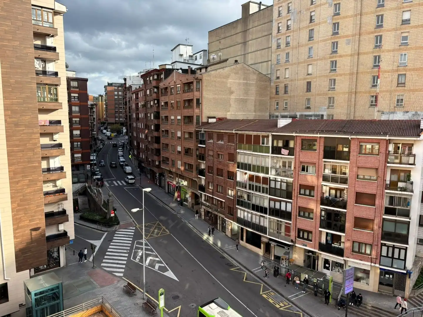 Vista exterior de Piso en venta en Kalero - Basozelai