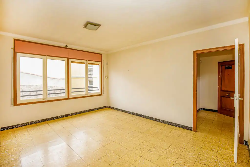 Piso en venta en C/ Bosch Vicens, Arbúcies