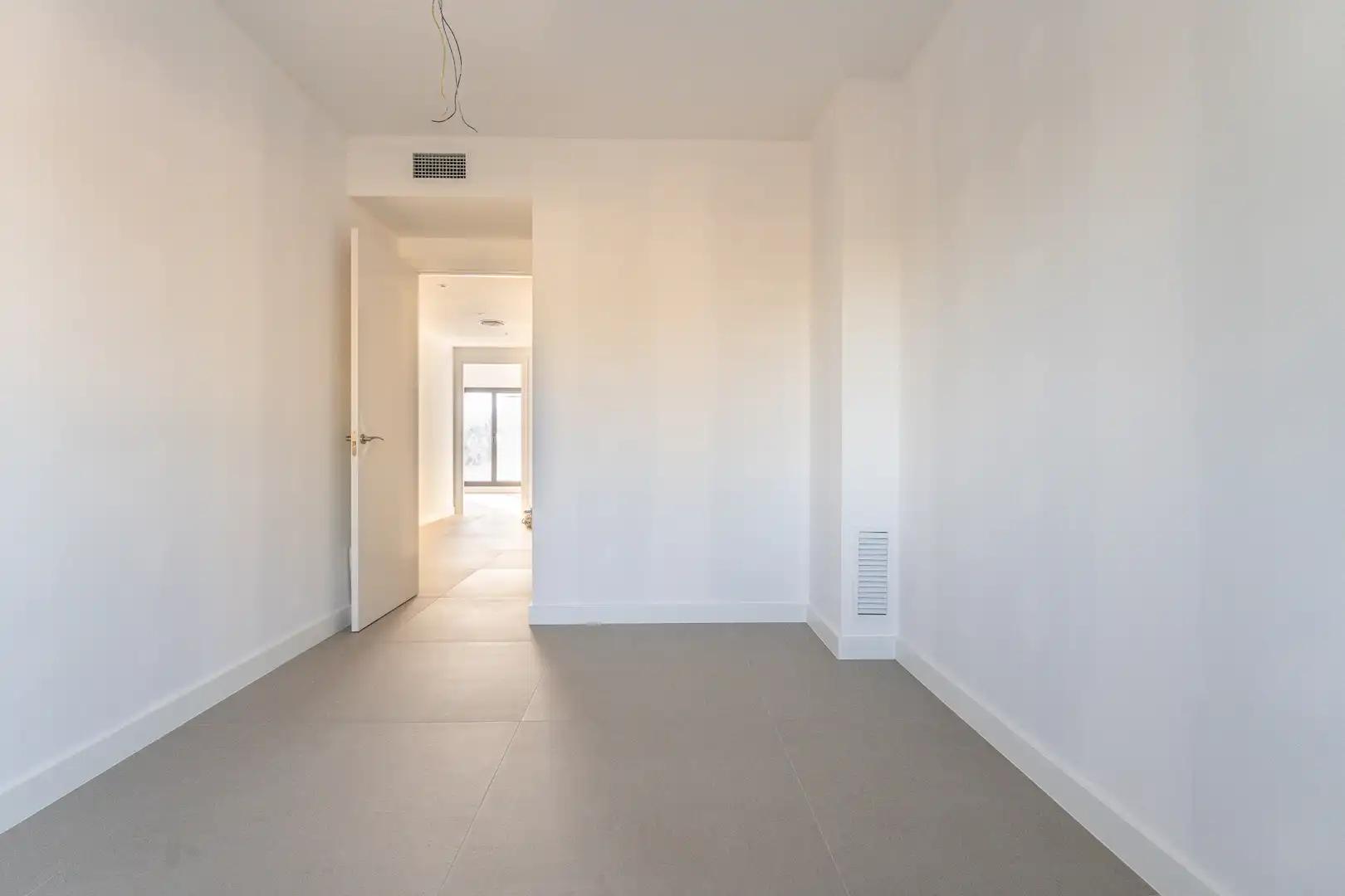 Casa adosada en venta en Cambrils con Jardín privado, Piscina y Domótica