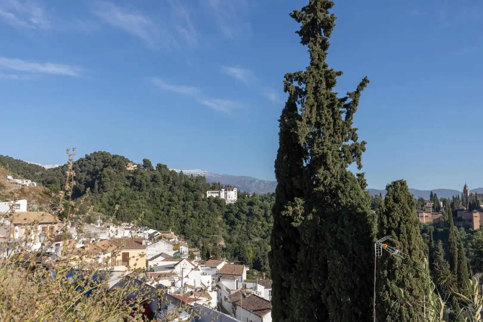 Vista exterior de Residencial en venda en Granada