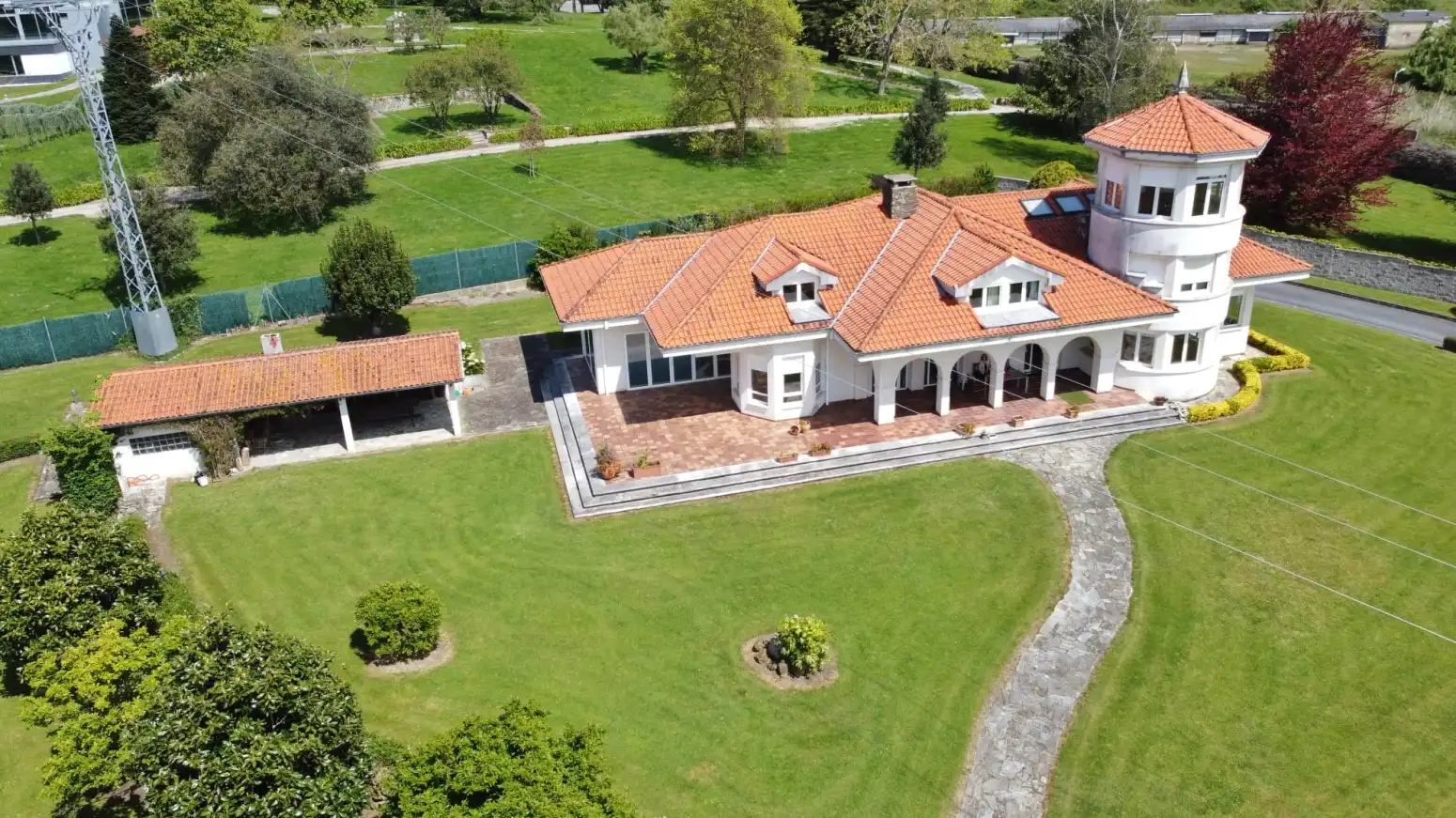 Vista exterior de Casa o chalet en venta en Reocín con Calefacción, Jardín privado y Terraza