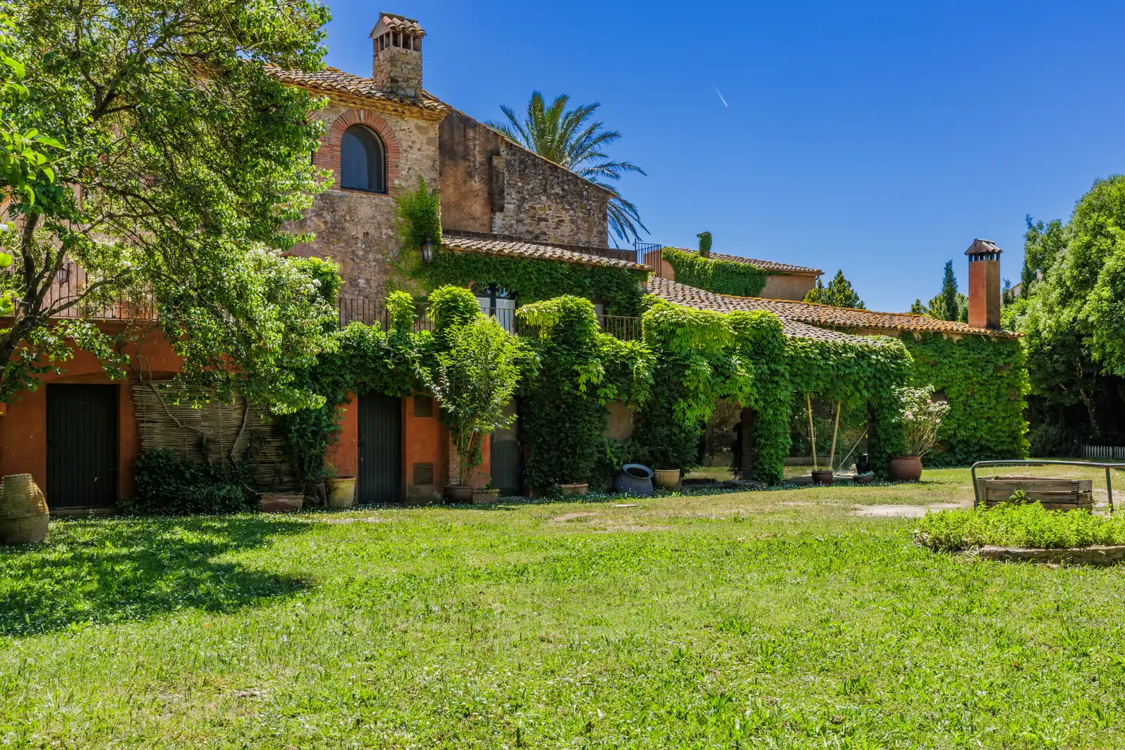 Exterior view of Country homes for sale in Parlavà  with Air Conditioner, Private garden and Terrace