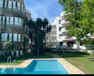 Vista exterior de Pis de lloguer en Marbella amb Aire condicionat, Calefacció i Jardí privat