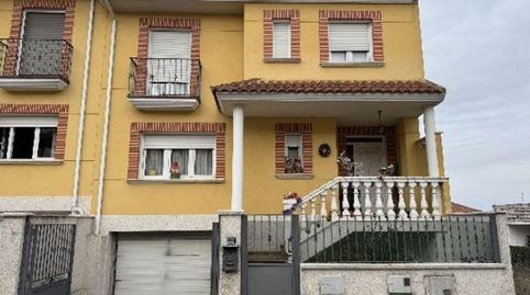 Foto 4 de Casa adosada en venta en Calle Reina Sofia, 8, Mojados, Valladolid