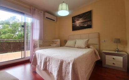 Bedroom of Single-family semi-detached for sale in Algeciras  with Air Conditioner, Private garden and Parquet flooring