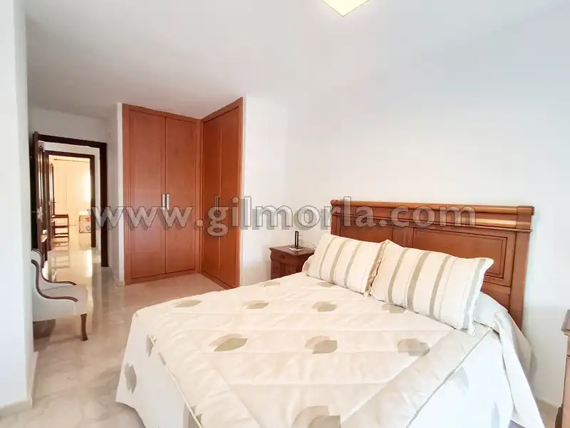 Habitación de Piso de alquiler en Vélez-Málaga con Terraza y Amueblado