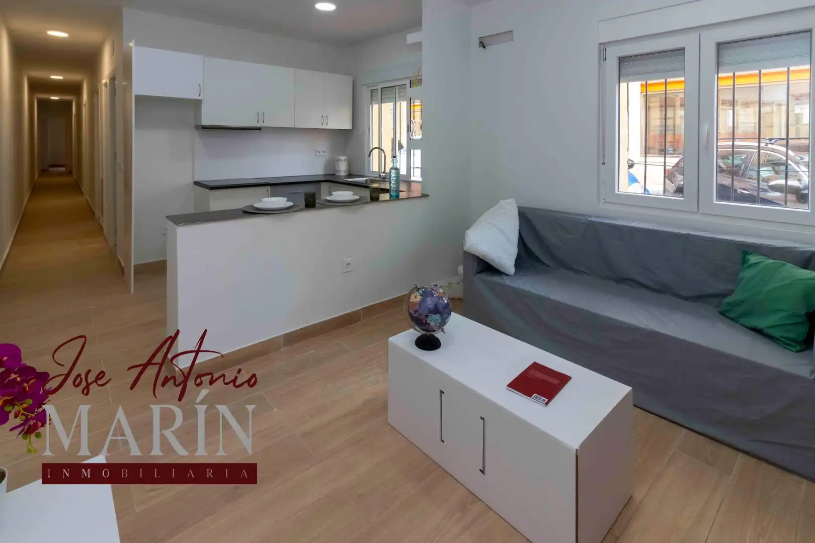 Bedroom of Flat for sale in Badajoz