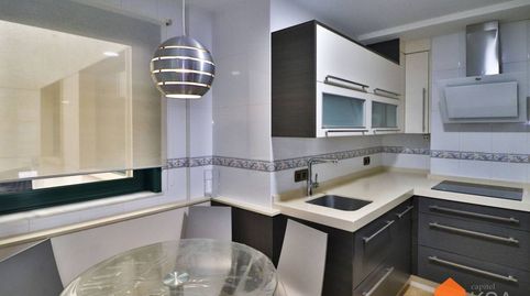 Foto 4 de Piso de alquiler en Calle Xaquín Lorenzo, O Milladoiro, Ames