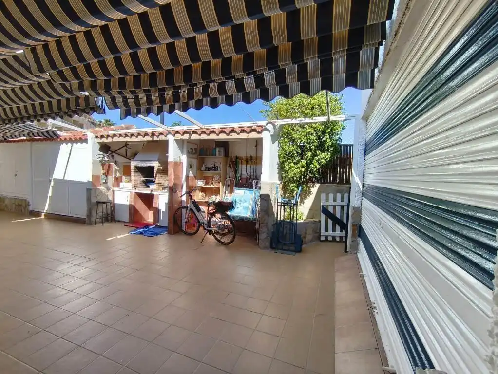 Vista exterior de Casa o chalet en venta en Mazarrón con Aire acondicionado, Jardín privado y Terraza