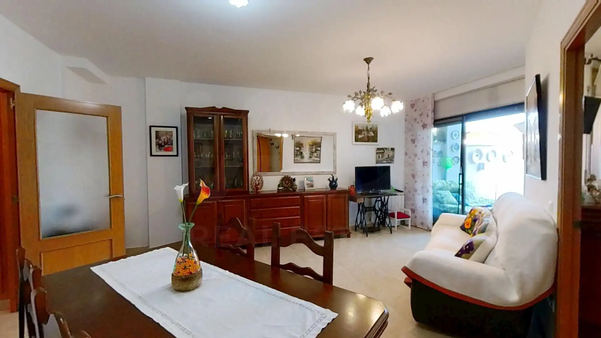 Sala d'estar de Pis en venda en Cubelles amb Aire condicionat, Calefacció i Terrassa