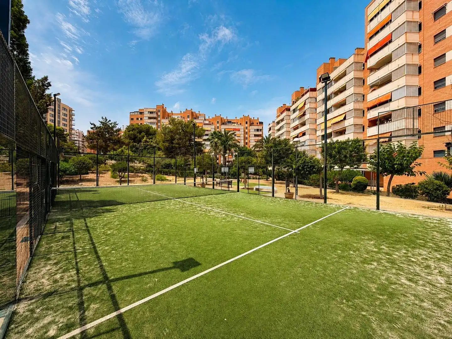 Vista exterior de Piso en venta en Alicante / Alacant con Aire acondicionado, Calefacción y Amueblado