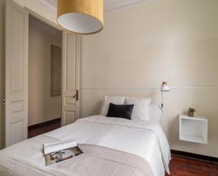 Bedroom of Apartment to share in  Barcelona Capital