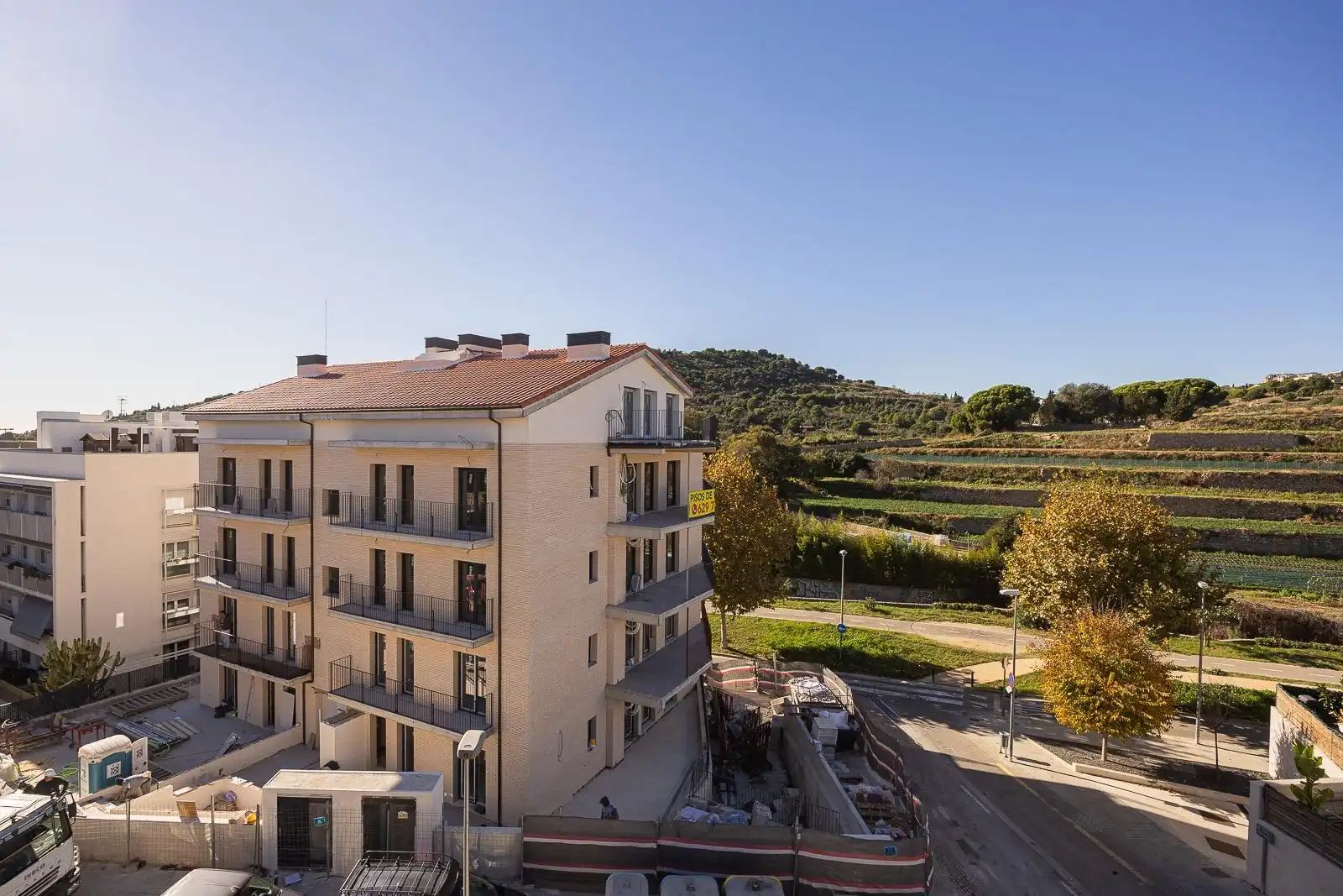 Vista exterior de Dúplex en venta en Tiana con Aire acondicionado, Parquet y Terraza
