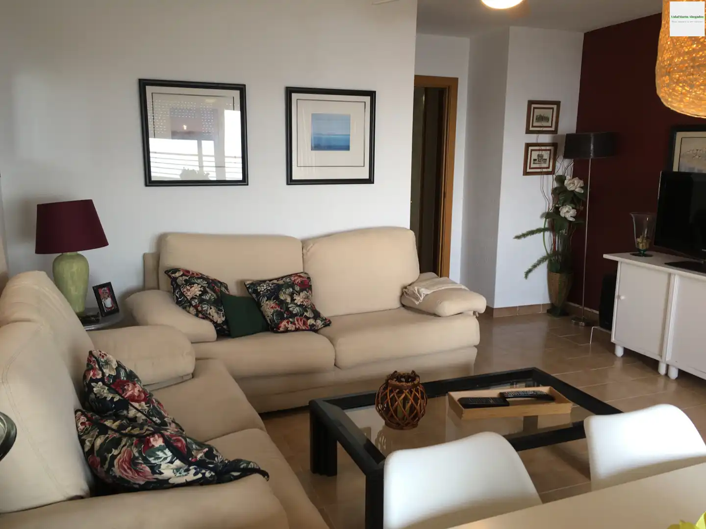 Sala d'estar de Pis de lloguer en El Campello amb Terrassa, Moblat i Piscina comunitària