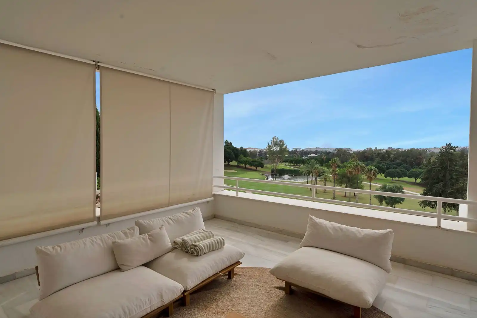 Apartment mit Terrasse zum Verkauf in Nueva Andalucía, imagen 41