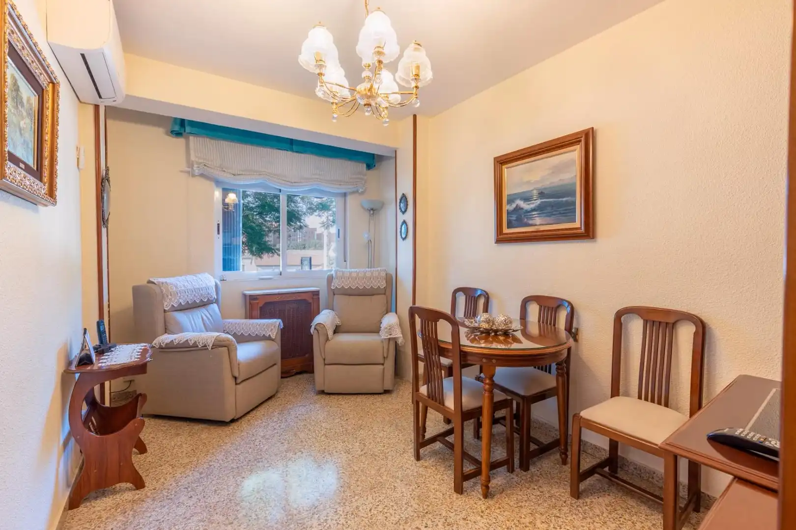 Sala de estar de Piso en venta en Granada con Balcón
