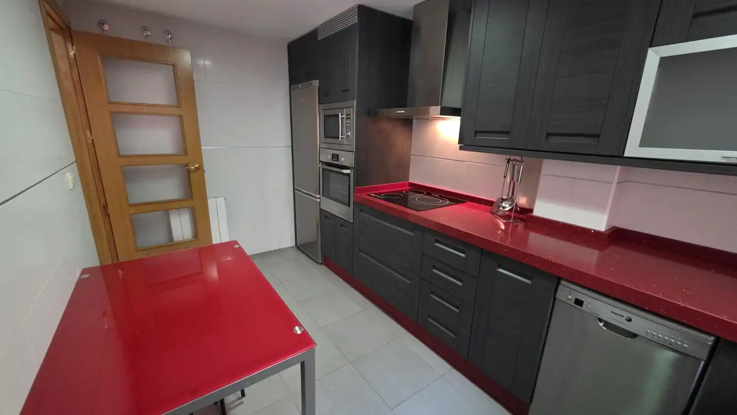 Flat with pool to rent in Residencial Triana - Barrio Alto, imagen 8