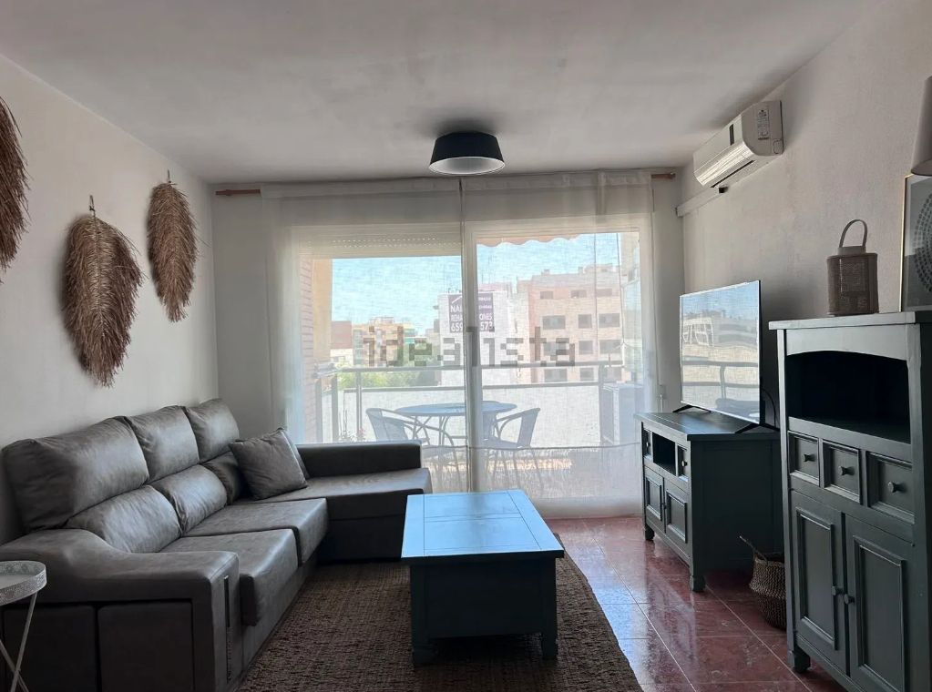 Living room of Flat to rent in Manises  with Air Conditioner, Furnished and Oven