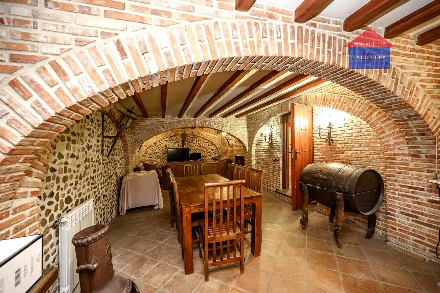 Casa adosada en venda en Navalcarnero amb Aire condicionat, Calefacció i Jardí privat
