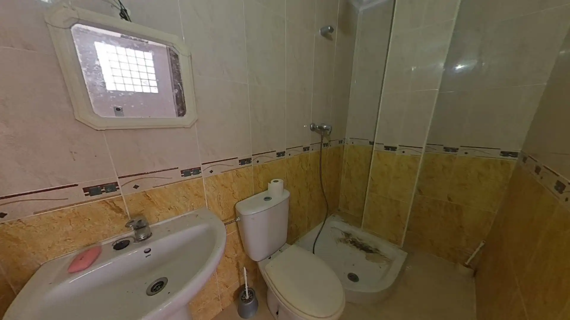 Commercial properties for sale in Pedro Lorca, 90, -1, Las Piscinas Naturales