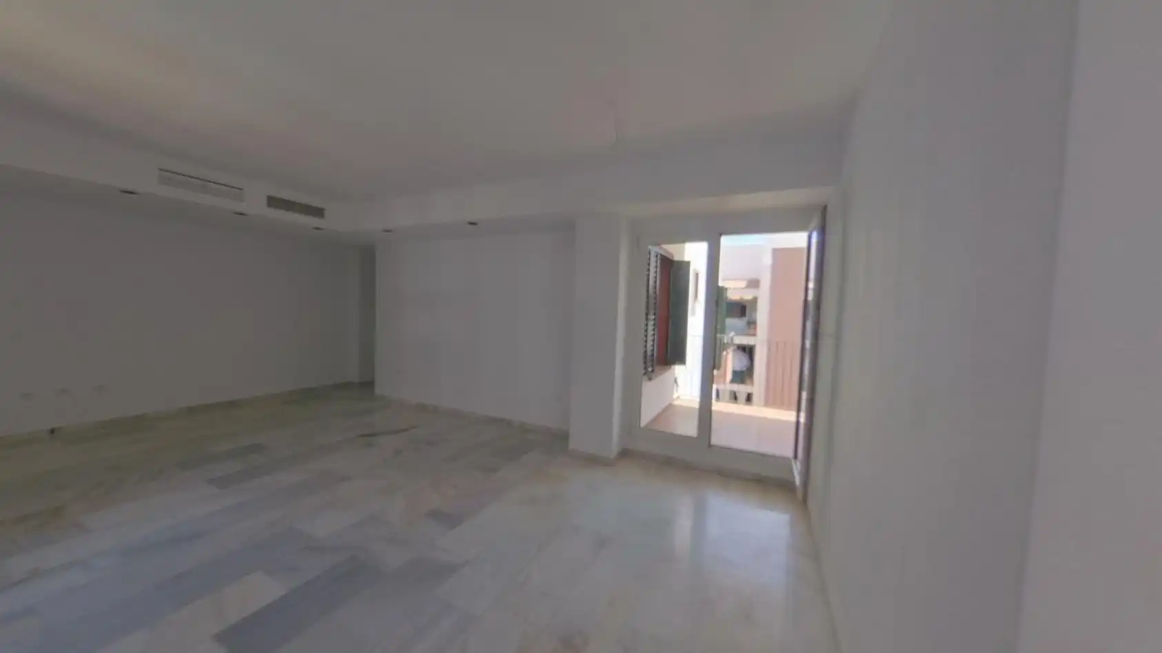 Piso en venta en Benalmádena con Trastero y Piscina
