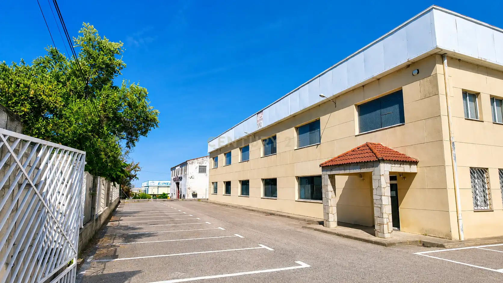Vista exterior de Local en venda en Cáceres