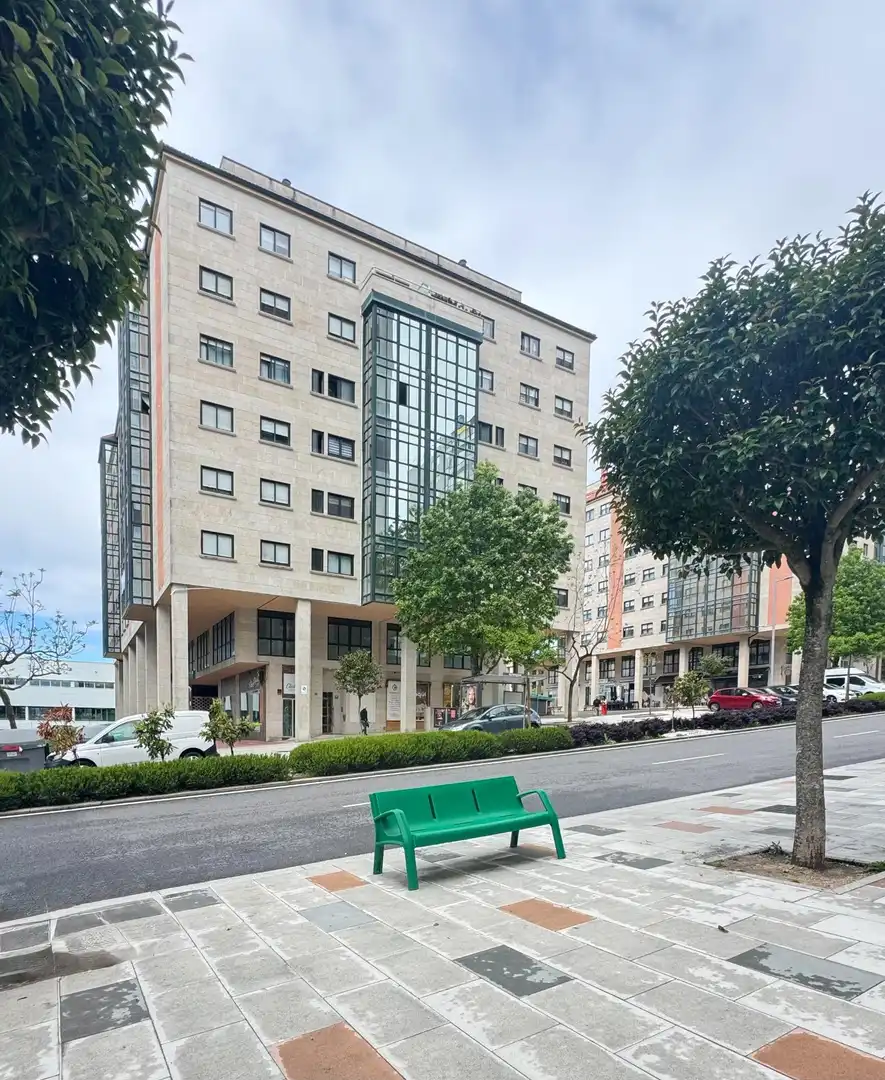 Vista exterior de Piso en venta en Vigo  con Trastero y Amueblado