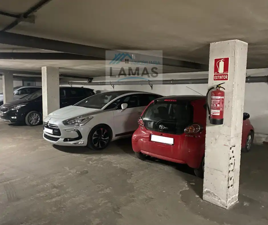 Aparcament en venda a Calle Genaro Cajal 19, imagen 2