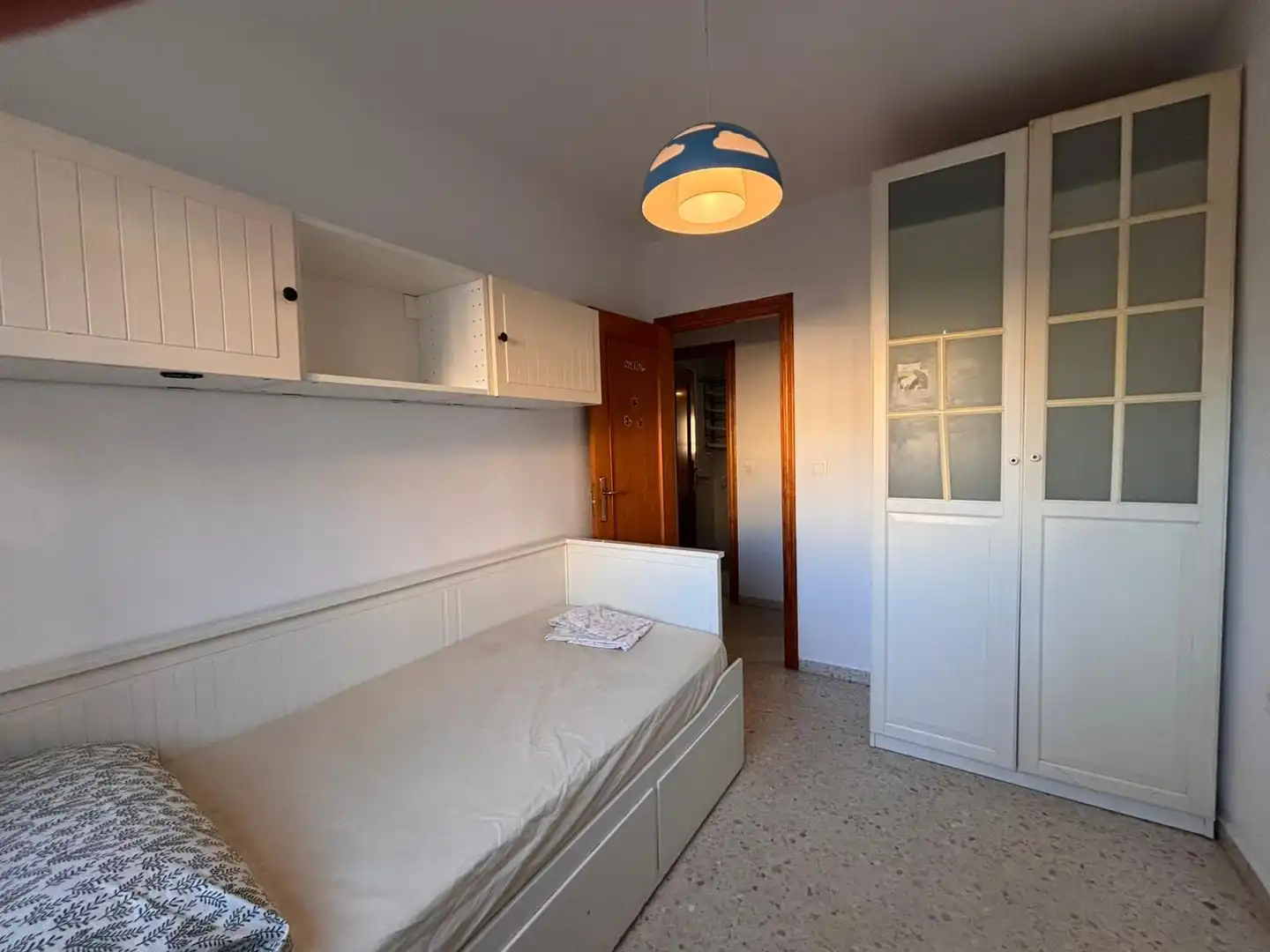 Bedroom of Flat for sale in San Roque