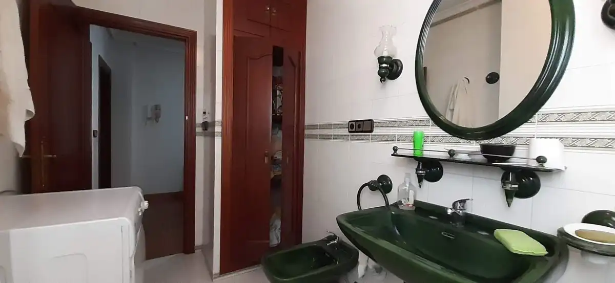 Bany de Edifici en venda en Chiclana de la Frontera