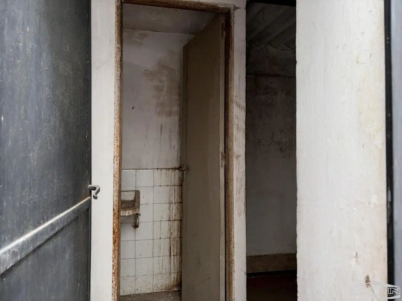 Edificio en venta en Cabra