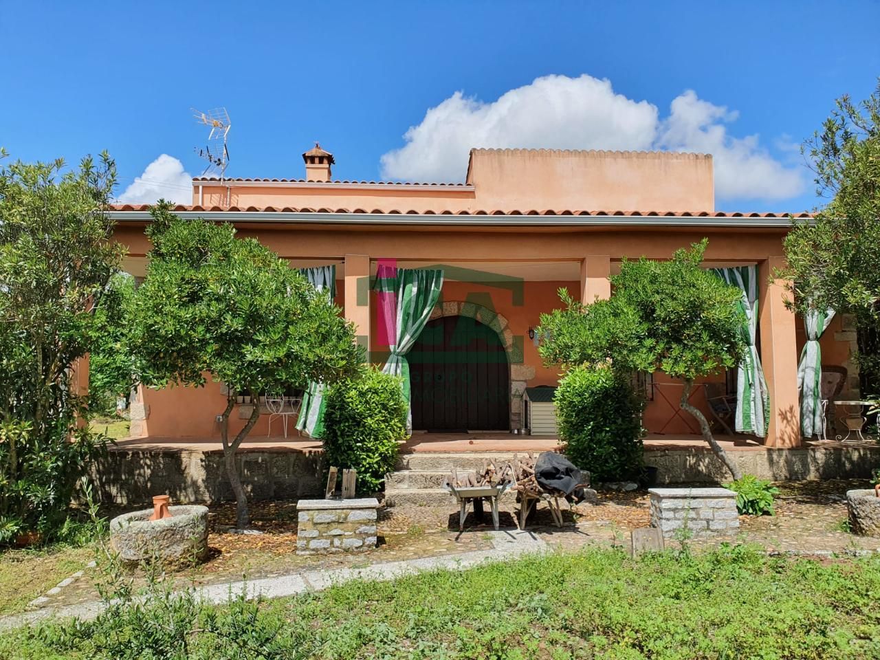 Jardín de Casa o chalet en venta en Arroyo de la Luz con Piscina