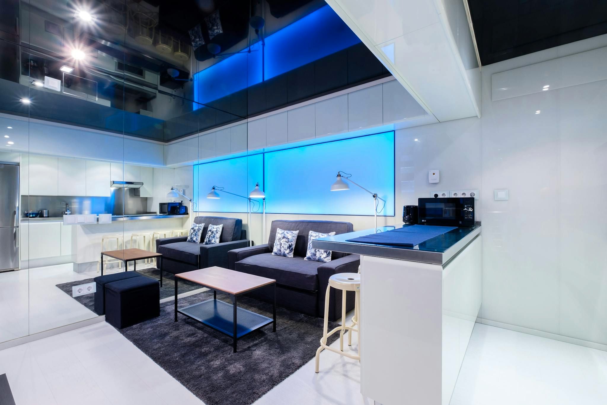 Living room of Flat for rent in  Madrid Capital  with Air Conditioner, Heating and Private garden