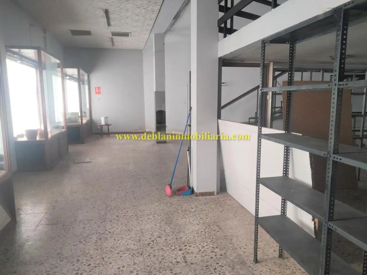 Locale commerciale in affitto a Martínez Padín, imagen 2