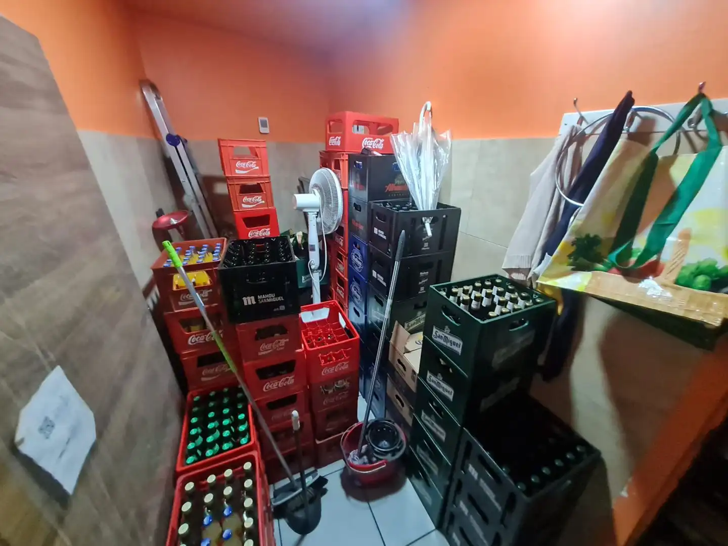 Business premises for transfer in Oeste, imagen 6