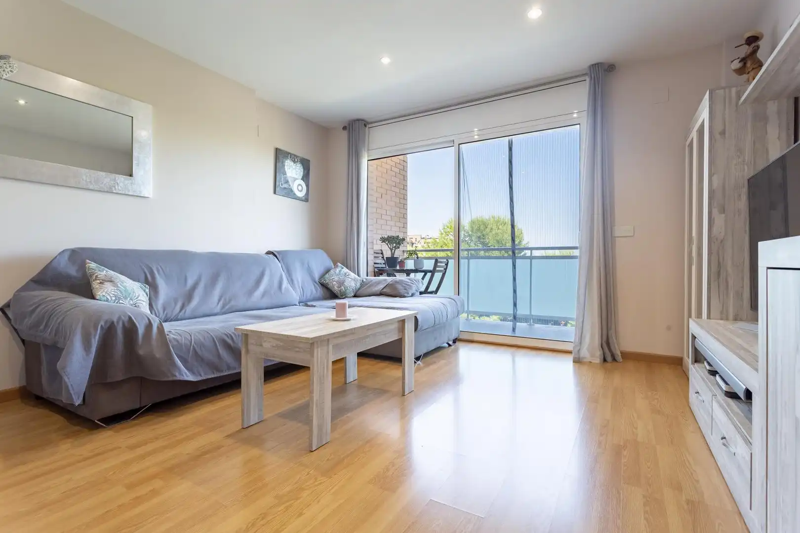 Bedroom of Attic for sale in Reus  with Air Conditioner, Private garden and Parquet flooring