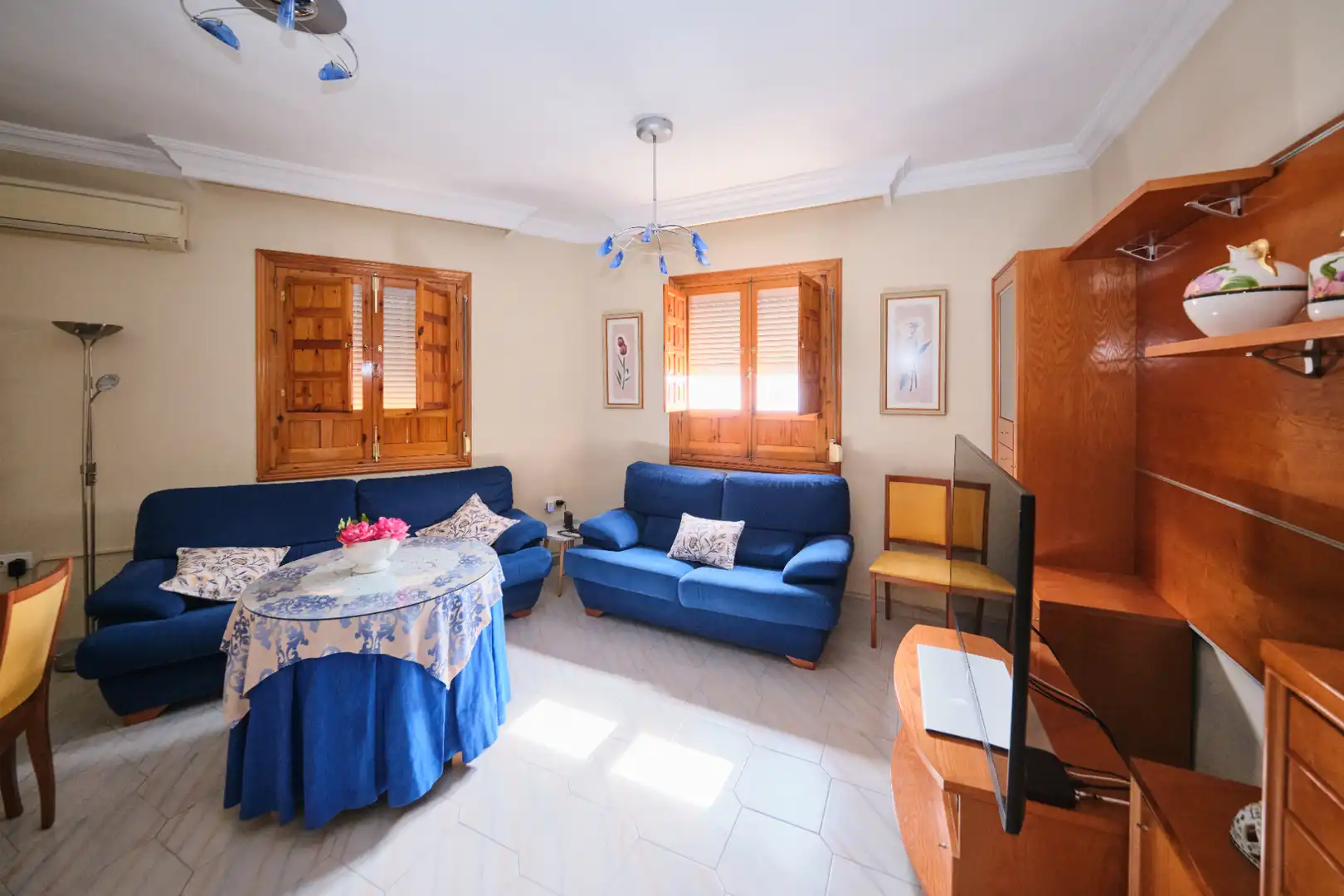 Sala de estar de Piso en venta en Granada con Aire acondicionado y Amueblado