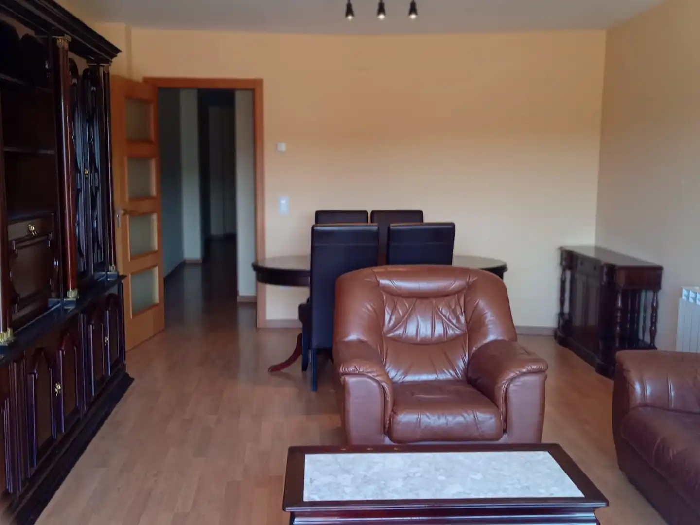 Wohnzimmer von Wohnung zur Miete in Torà mit Heizung, Abstellraum und Möbliert