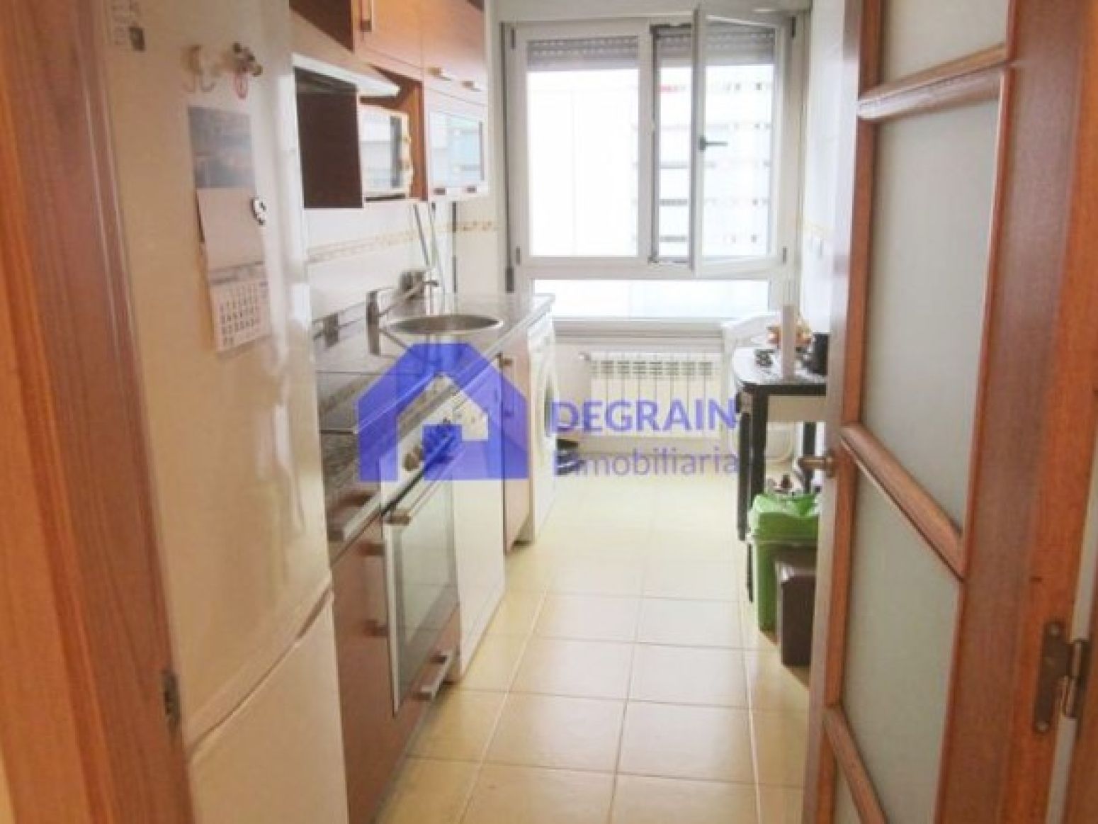 Kitchen of Flat for sale in Oviedo   with Heating and Storage room